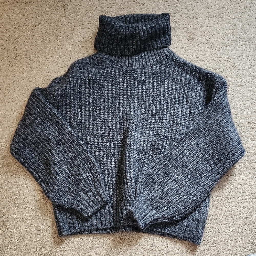 Old Navy Charcoal Ribbed Turtleneck Sweater